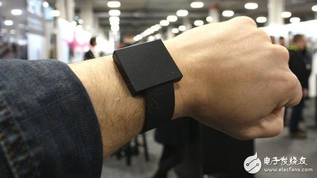 Inventory of six "weird" wearable devices at CES this year