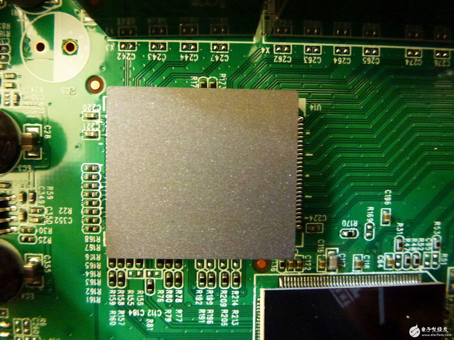 802.11n router disassembly: can be upgraded to upgrade firmware