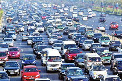 The number of motor vehicle drivers in China reached 370 million.