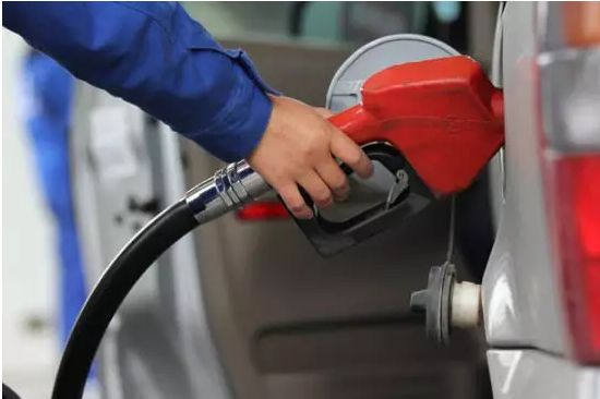 Finished oil prices may be adjusted on-line on Saturday The owner may fill the tank on Friday