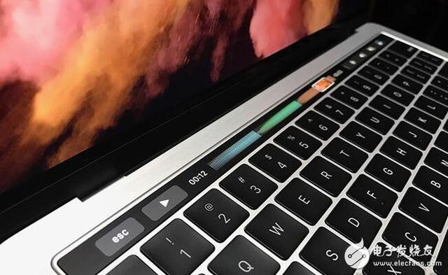 A large number of orders for Apple's new MacBook Pro have been sent to the supply chain manufacturers.