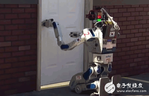 What are the characteristics of these 10 global ultra-realistic robots?