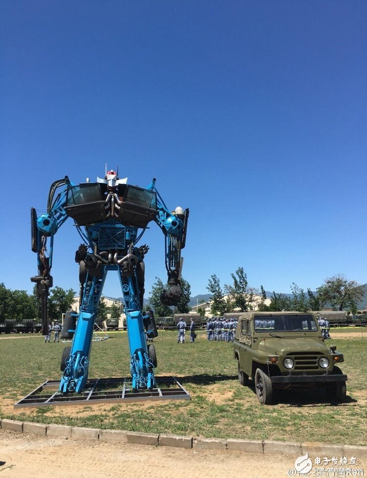 "Optimus Prime" truck real shot Transformers made by the People's Liberation Army