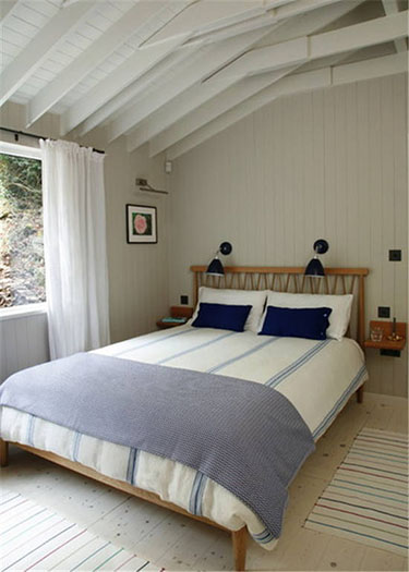 Simple, bright and fresh natural design Two-bedroom, two-guard European country cottage
