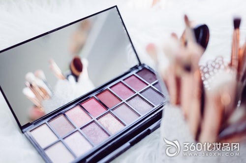 Preserving cosmetics in winter