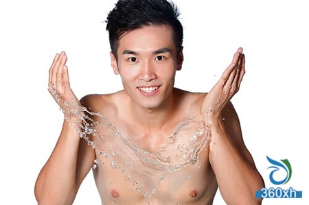 Simple and convenient Men's skincare step analysis 1