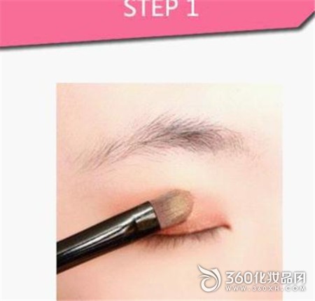 Cotton candy makeup eye shadow eyeliner upper eyeliner eyetail eyelashes