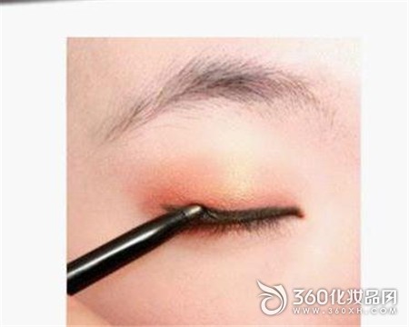 Cotton candy makeup eye shadow eyeliner upper eyeliner eyetail eyelashes