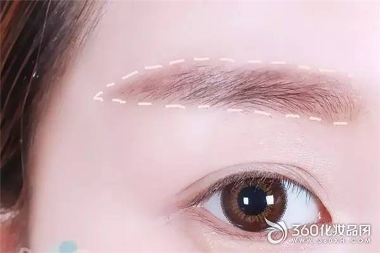 What do you need to pay attention to in the tattoo? Learn about the process of semi-permanent eyebrows 4