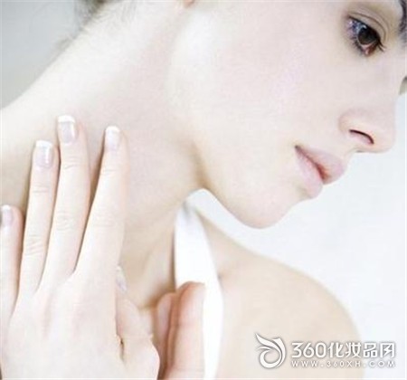 Facial massage mouth corners fat double chin relaxation expression lines fingers