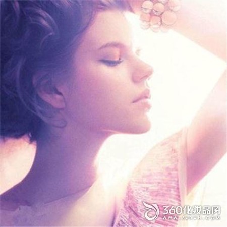 Facial massage mouth corners fat double chin relaxation expression lines fingers