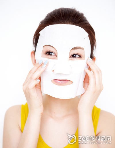 Apply mask in the morning or good evening. Apply mask technique. Sleep mask. Best time to apply mask.