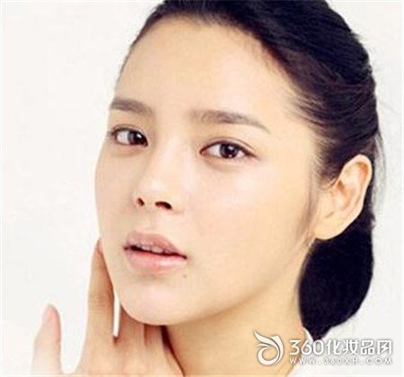 Whitening Moisturizing Mask Applying Face Lotion Drinking Water Replenishing Moisture Skin Aging
