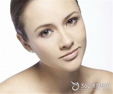 Whitening Moisturizing Mask Applying Face Lotion Drinking Water Replenishing Moisture Skin Aging