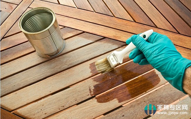 What are the differences between anti-corrosion coatings and paints?