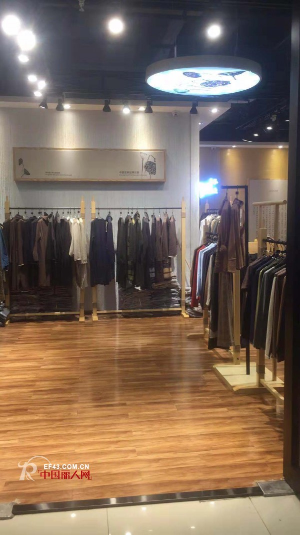 å¤§å–œï¼æ­å–œè°·åº¦ä¼‘é—²å“ç‰Œå¥³è£…ç››å¤§å¼€ä¸šï¼