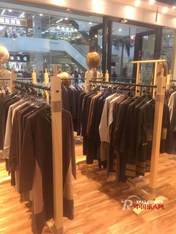å¤§å–œï¼æ­å–œè°·åº¦ä¼‘é—²å“ç‰Œå¥³è£…ç››å¤§å¼€ä¸šï¼