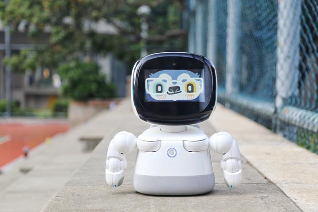 Xiaodan robot, family nanny, child's partner