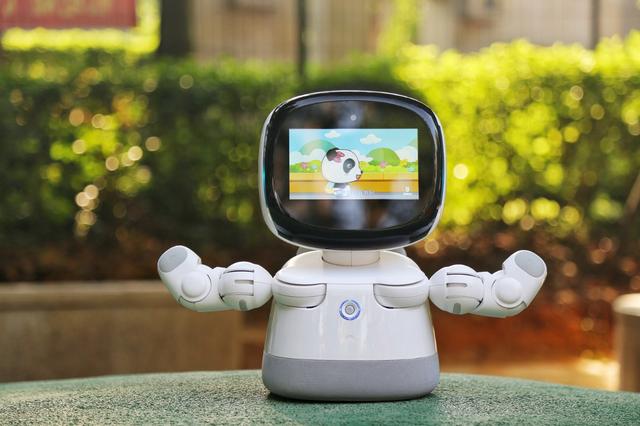 Xiaodan robot, family nanny, child's partner