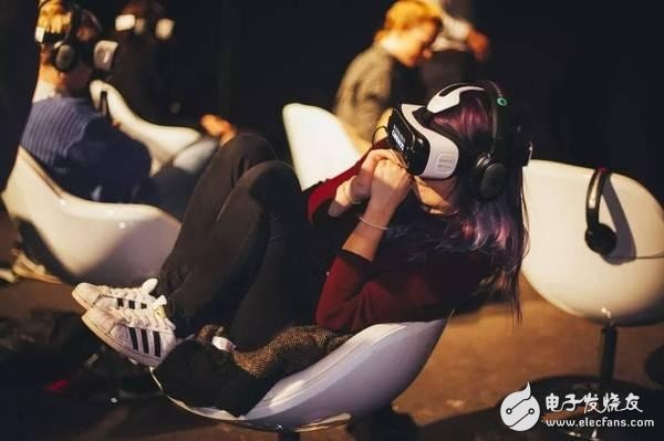 What makes VR fall into the embarrassing situation of today?