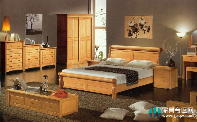 The "outerwear" of mahogany furniture: mainly enamel paint, hot wax and rubbing oil