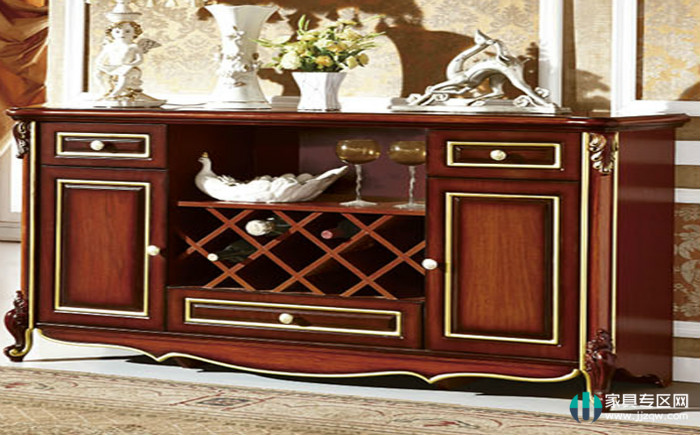 The kitchen temperature is high, how should the countertops be selected? /