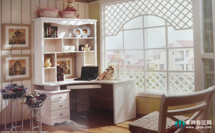 How to match the living room furniture? The most important thing to consider is the lighting problem /