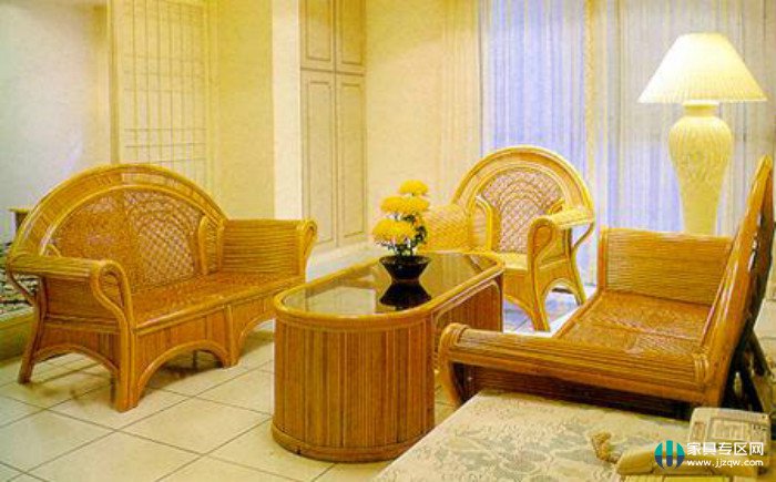 Bamboo furniture has many advantages. Do you know how to prevent it? /