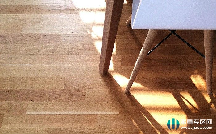 There are many kinds of formaldehyde emission standards for wood floors. Let's take a look at the three common standards.