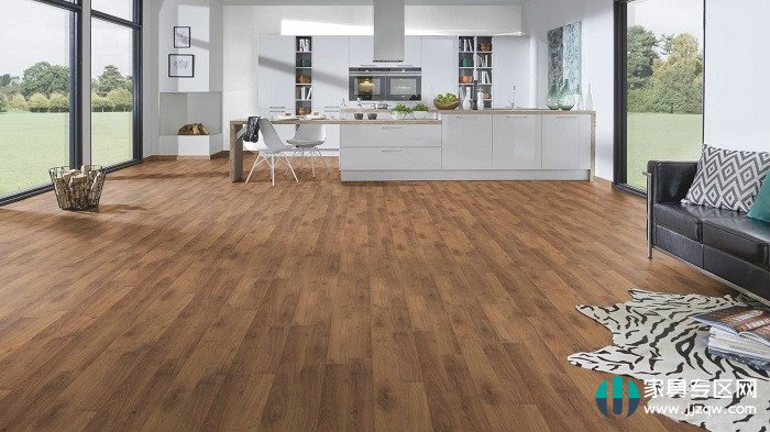 There are many kinds of formaldehyde emission standards for wood floors. Let's take a look at the three common standards.