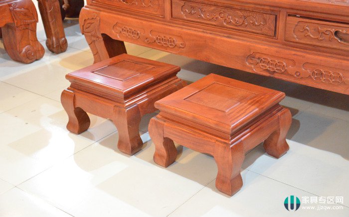 How do mahogany furniture form a set of "norms" to make full use of wood? /