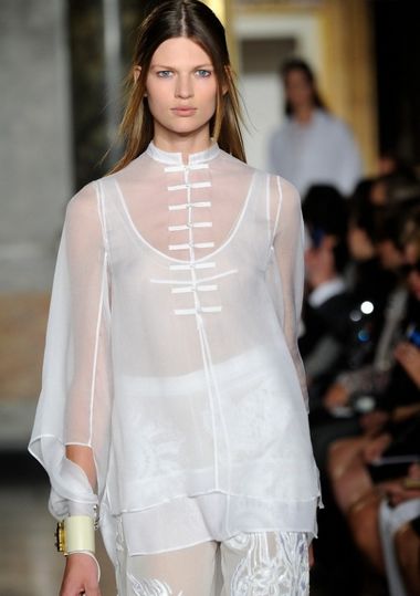 Interpretation of Milan Fashion Week Style Trends in Spring and Summer 2013 (Figure 2) 2013春å¤ç±³å…°æ—¶è£…å‘¨é£Žæ ¼è¶‹åŠ¿è§£è¯»(图2)