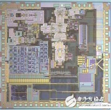 77 GHz radar transmitter bare chip