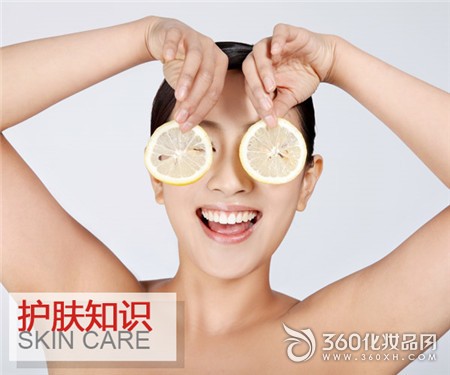 Lemon Moisturizing Balancing Toner