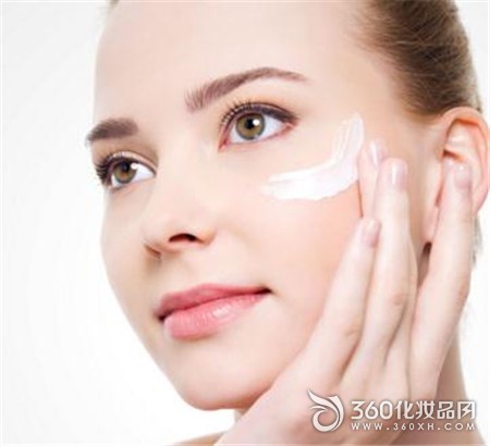 Skin care tips acne skin moisture clogged pores locked moisture loss