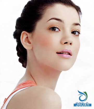 Daytime Moisturizing Steps