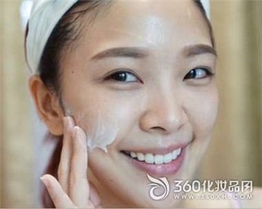 How to effectively remove powder snail cream Thai snail cream freckle Why long spot 5