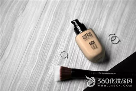 Liquid foundation 22