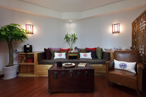 The mix of Southeast Asian styles exudes a cool taste of Zen