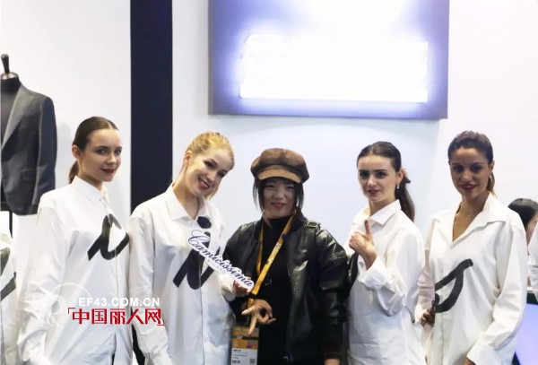 æºç±³åˆ‡æƒŠè‰³äº®ç›¸CHIC2018æ˜¥å­£å±• é•¿è…¿å¥³ç¥žç‚¹ç‡ƒå…¨åœº