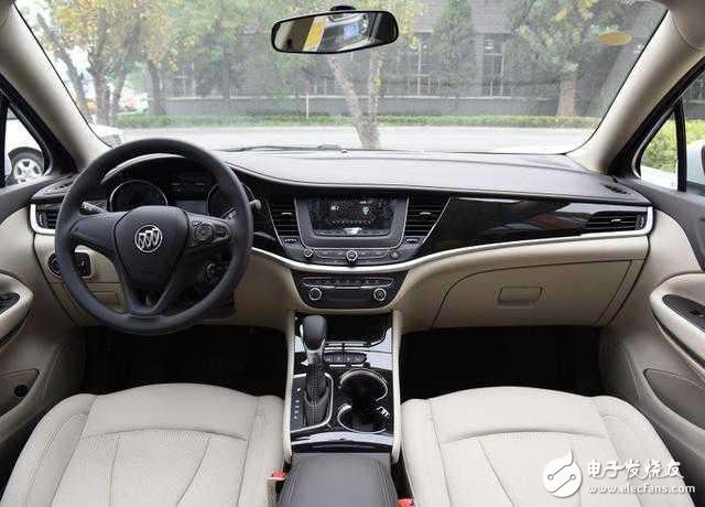 About 150,000 preferred family cars, take you to experience the Buick Weilang sedan