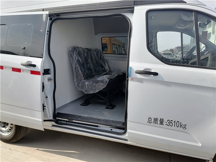 Vaccine cold chain vehicle manufacturer_disease control vaccine delivery vehicle_Ford gasoline automatic transmission 2.0T_how long is the warranty period of vaccine transport vehicle
