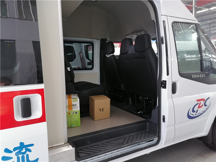 Food inspection vehicle_food inspection vehicle function_Ford V348 food rapid inspection vehicle_5 seater blue car