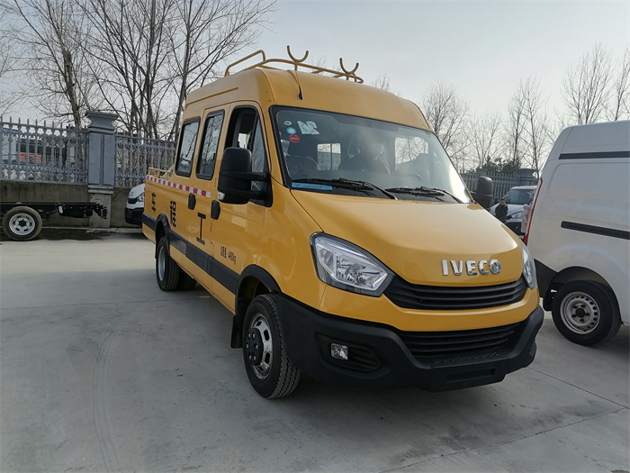 Tunnel maintenance vehicle_emergency water supply emergency vehicle_iveco 9-seater with bucket-new olson electric engineering emergency vehicle