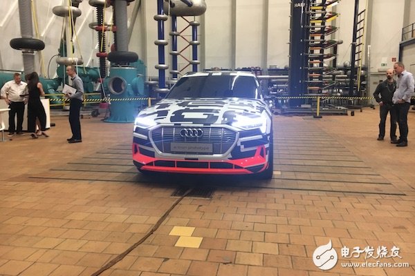 Audi e-tron unveiled in August: battery + charging, technical structure will show you in advance