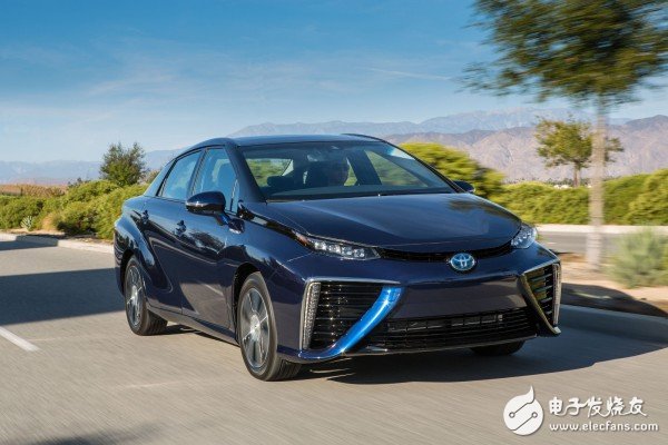 Toyota conducts hydrogen fuel cell vehicle testing in the oil-rich Middle East