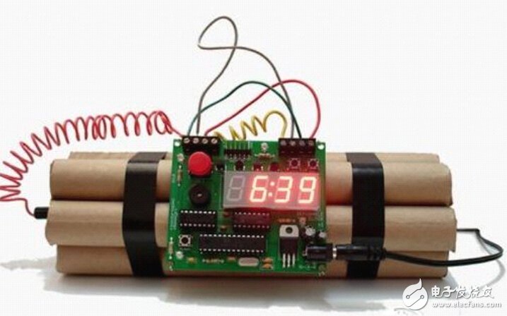 Homemade bomb alarm clock, give you a shocking morning