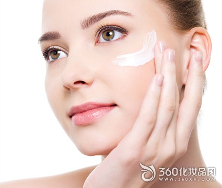 Different skin care products usage and usage