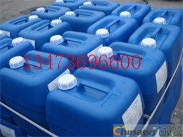 What is the use of solid liquid boiler descaling agent?