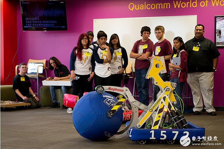 Qualcomm supports the 2015 FIRST Robotics Challenge, the scale of China's competition